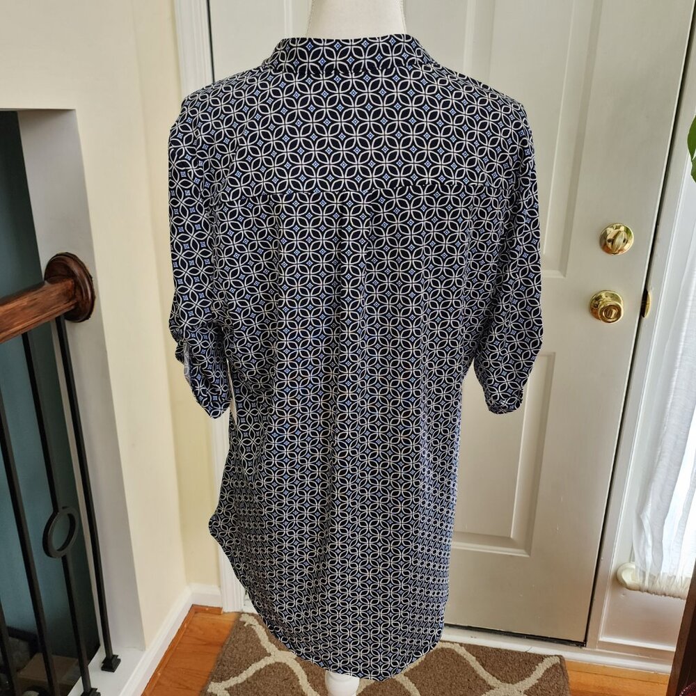 NWT Perseption Concept Patterned V Neck Blouse Si… - image 3